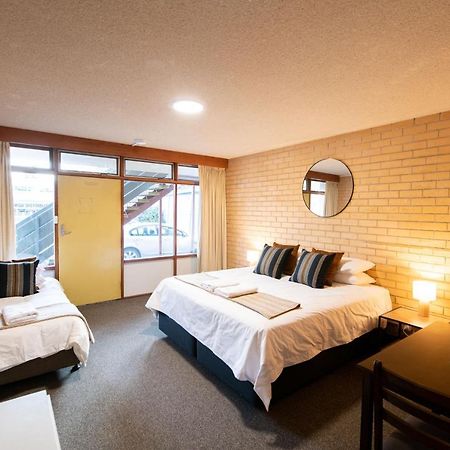 Bentley'S Hotel Clare Kültér fotó